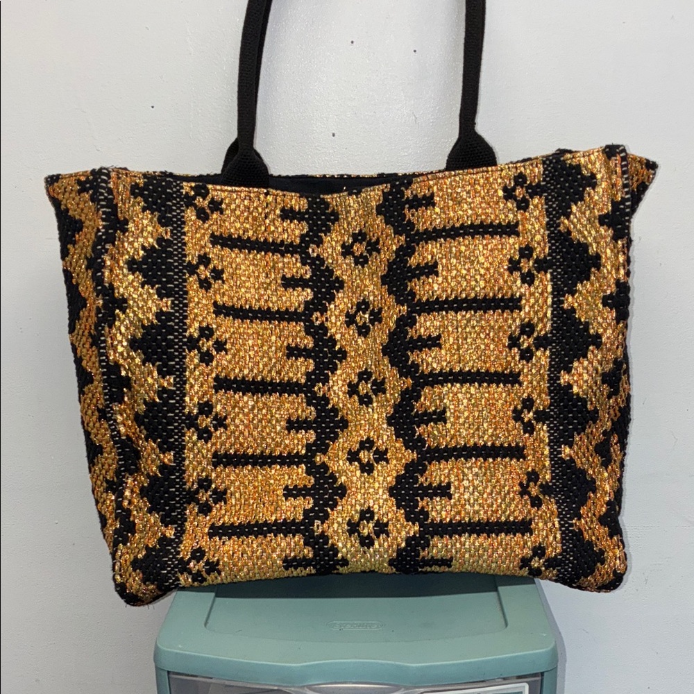 Cleobella Black and gold Patterned Tote - Picture 4 of 7
